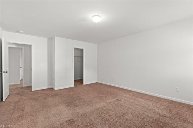 5059 Mount Hope Drive, Winston-salem, NC 27107