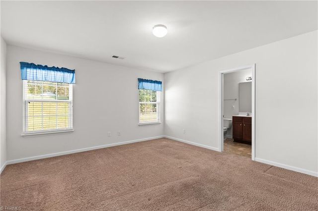 5059 Mount Hope Drive, Winston-salem, NC 27107