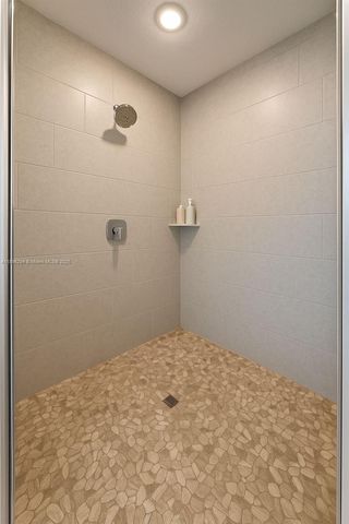 8200 NW 43rd St, Doral, FL 33166