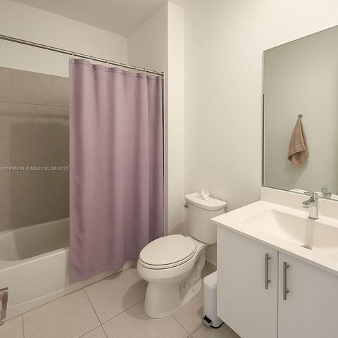 8200 NW 43rd St, Doral, FL 33166