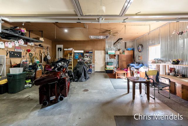 180 S Wolf Lake Road, Muskegon, MI 49442