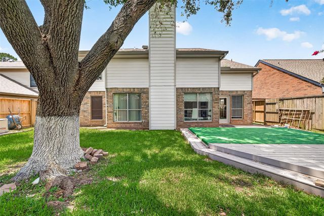8815 Driftstone Drive, Spring, TX 77379