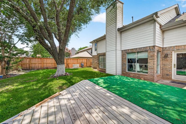 8815 Driftstone Drive, Spring, TX 77379