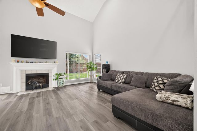 8815 Driftstone Drive, Spring, TX 77379