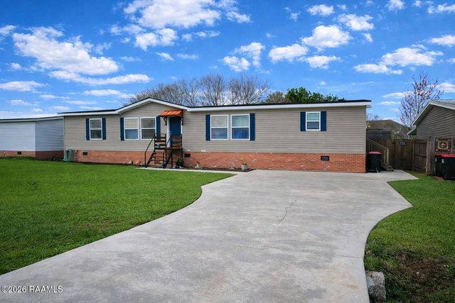 206 Windcreek Lane, Youngsville, LA 70592