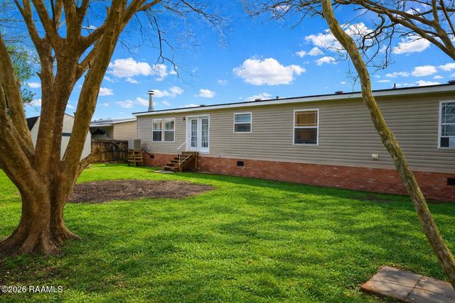 206 Windcreek Lane, Youngsville, LA 70592