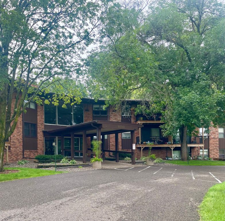10113 W 34th Street 338, Hopkins, MN 55305 — photo 2