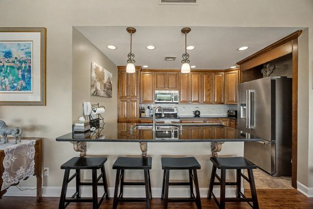 345 W Vine Street 2202, Lexington, KY 40507