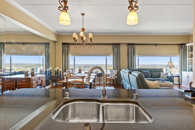 345 W Vine Street 2202, Lexington, KY 40507