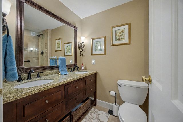 345 W Vine Street 2202, Lexington, KY 40507