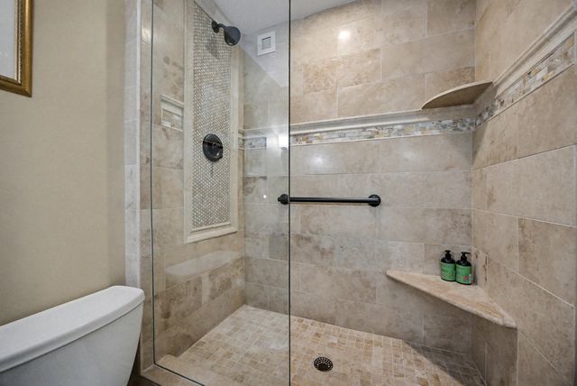 345 W Vine Street 2202, Lexington, KY 40507