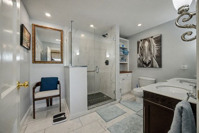 345 W Vine Street 2202, Lexington, KY 40507