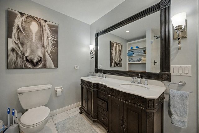 345 W Vine Street 2202, Lexington, KY 40507