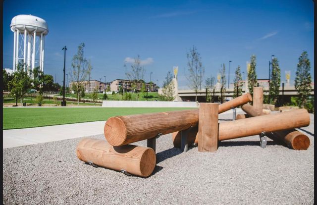 345 W Vine Street 2202, Lexington, KY 40507