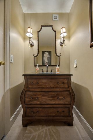 345 W Vine Street 2202, Lexington, KY 40507