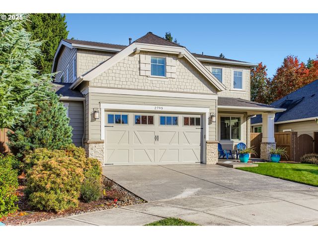 2795 Se WAIBEL Dr, Hillsboro, OR 97123