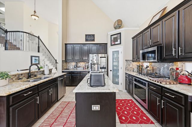 5 Scramble Court, Mansfield, TX 76063