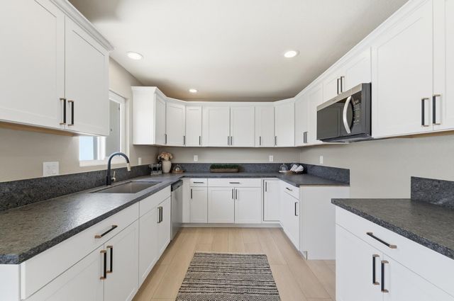 6237 Claus, Riverbank, CA 95367