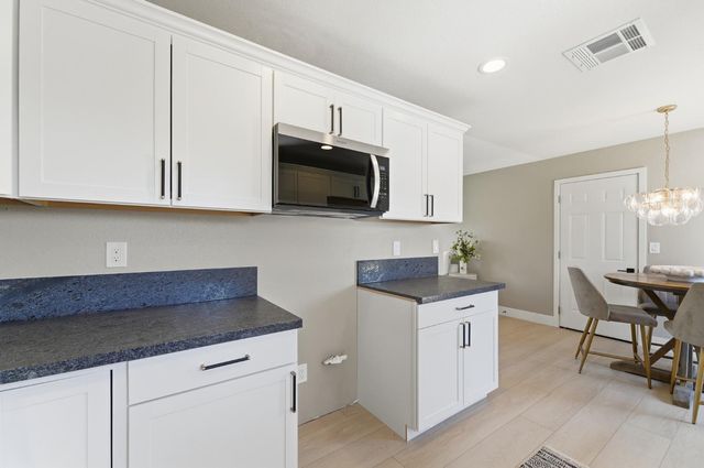 6237 Claus, Riverbank, CA 95367