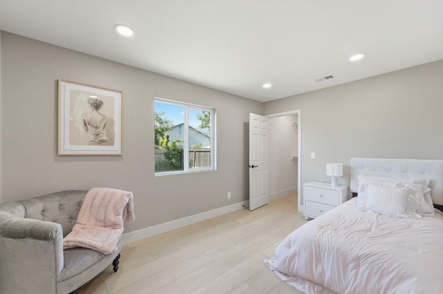 6237 Claus, Riverbank, CA 95367