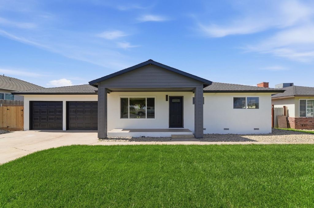 6237 Claus, Riverbank, CA 95367