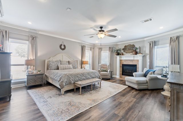 11 E Chateau Estates, Greenbrier, AR 72058