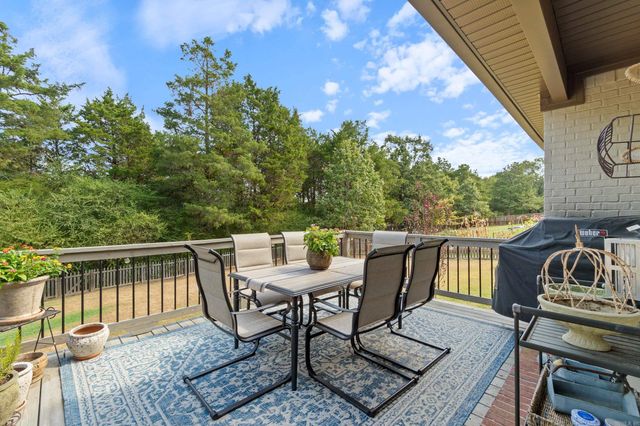 11 E Chateau Estates, Greenbrier, AR 72058