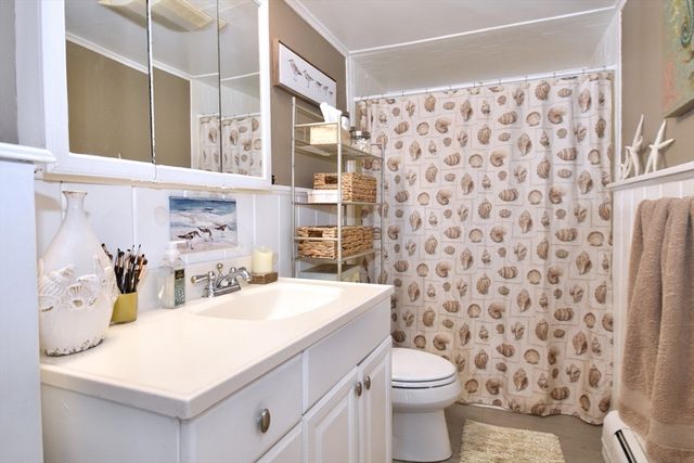 125 Stackhouse Street, Dartmouth, MA 02747