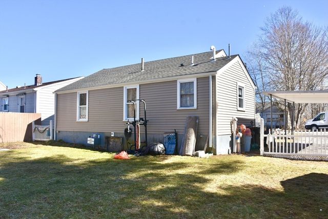 125 Stackhouse Street, Dartmouth, MA 02747