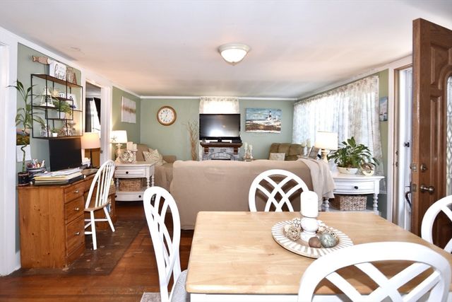 125 Stackhouse Street, Dartmouth, MA 02747