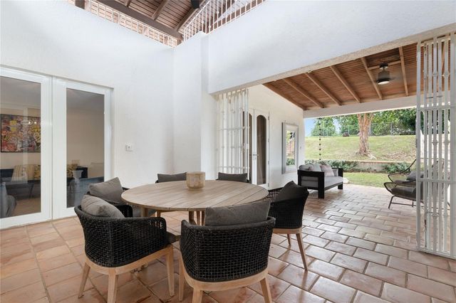 2 SUNSET BLVD, Guaynabo, PR 00969