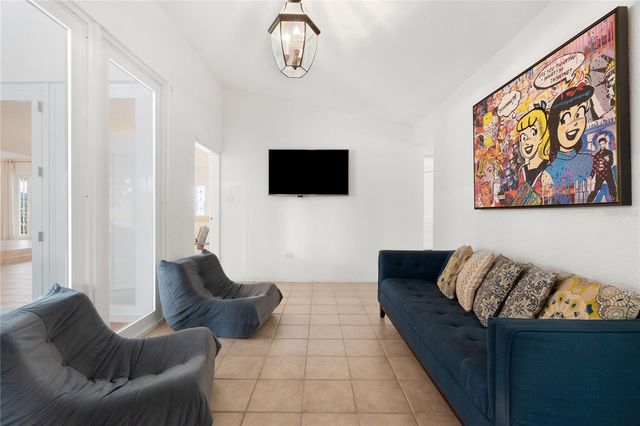 2 SUNSET BLVD, Guaynabo, PR 00969