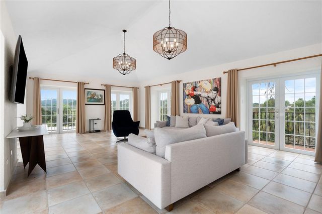 2 SUNSET BLVD, Guaynabo, PR 00969