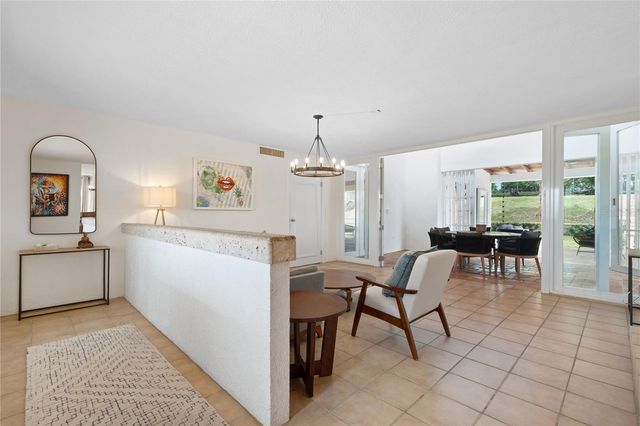 2 SUNSET BLVD, Guaynabo, PR 00969