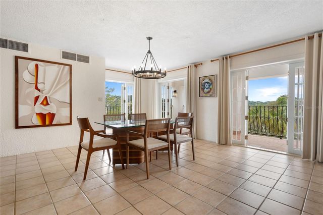 2 SUNSET BLVD, Guaynabo, PR 00969