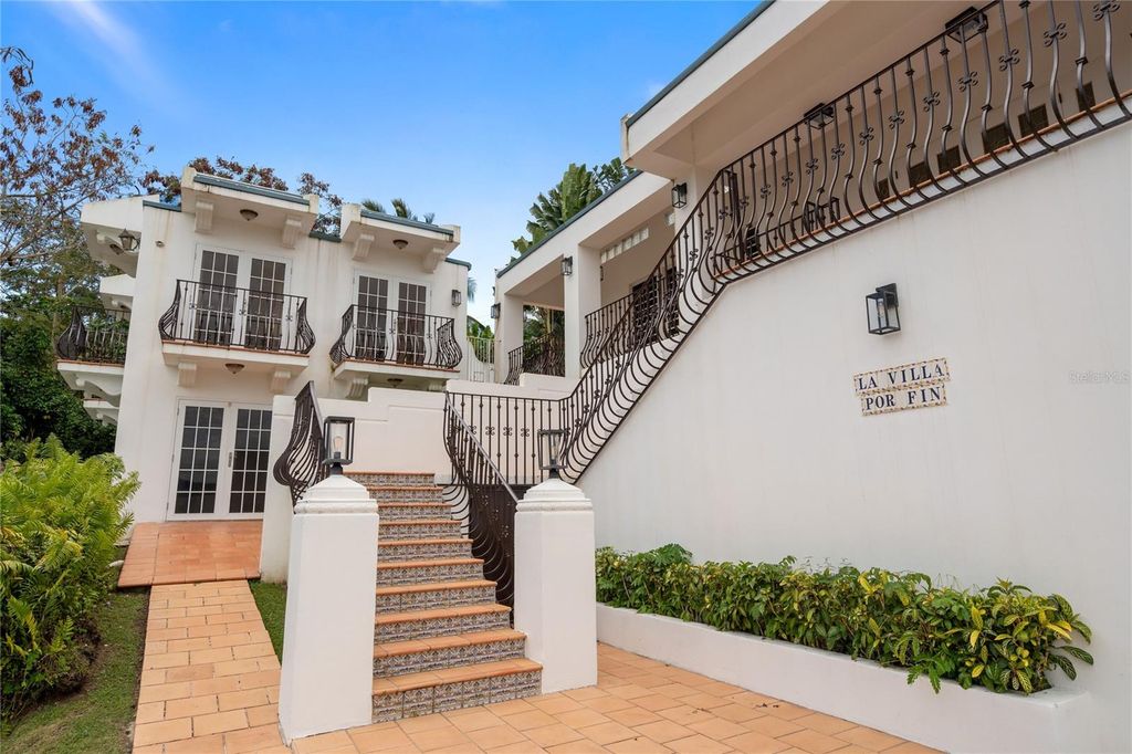 2 SUNSET BLVD, Guaynabo, PR 00969
