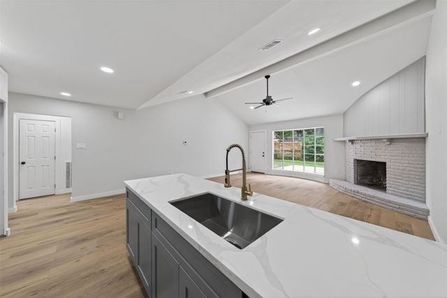 14838 Mcleod Drive, Houston, TX 77060