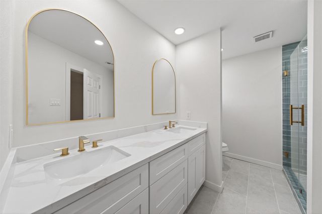 14838 Mcleod Drive, Houston, TX 77060
