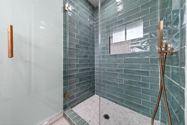 14838 Mcleod Drive, Houston, TX 77060