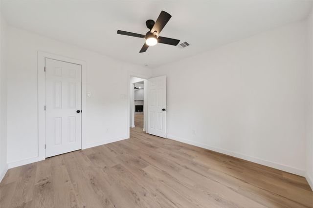 14838 Mcleod Drive, Houston, TX 77060