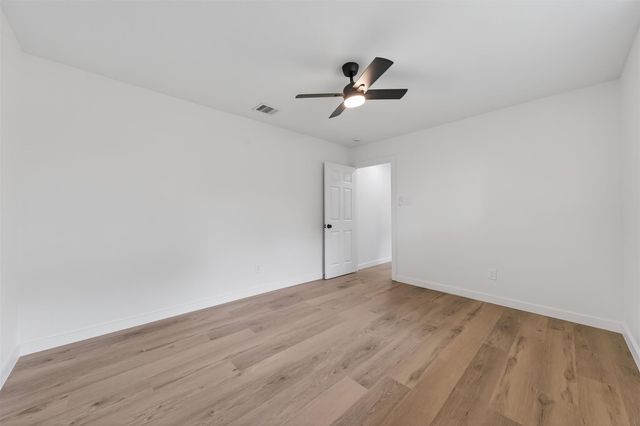 14838 Mcleod Drive, Houston, TX 77060