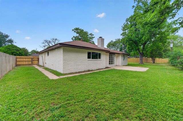 14838 Mcleod Drive, Houston, TX 77060