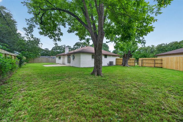 14838 Mcleod Drive, Houston, TX 77060