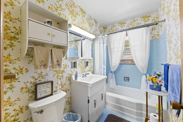 8546 Hohman Avenue, Munster, IN 46321