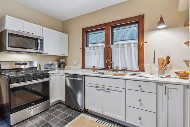 767 Holly Avenue, Saint Paul, MN 55104