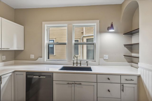 767 Holly Avenue, Saint Paul, MN 55104