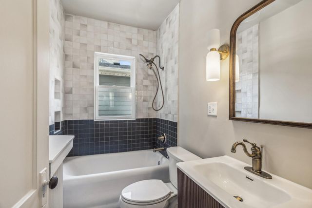 767 Holly Avenue, Saint Paul, MN 55104