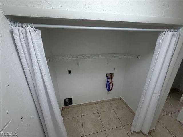 7374 7376 Albany RD, Fort Myers, FL 33967