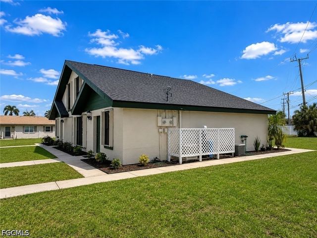 7374 7376 Albany RD, Fort Myers, FL 33967