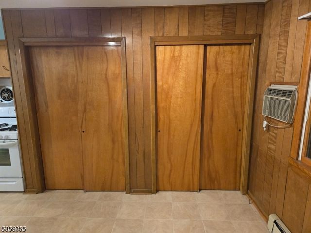 131 Palsa Ave, Elmwood Park Boro, NJ 07407